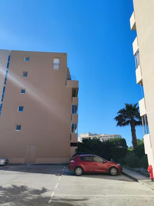 Studio 4 Pers Coeur Du Lavandou 5Mn A Pied Des Plages Le Lavandou Eksteriør bilde
