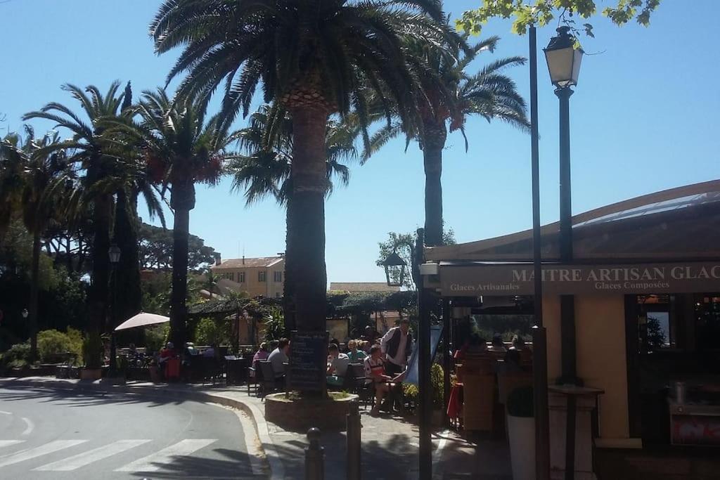 Studio 4 Pers Coeur Du Lavandou 5Mn A Pied Des Plages Le Lavandou Eksteriør bilde